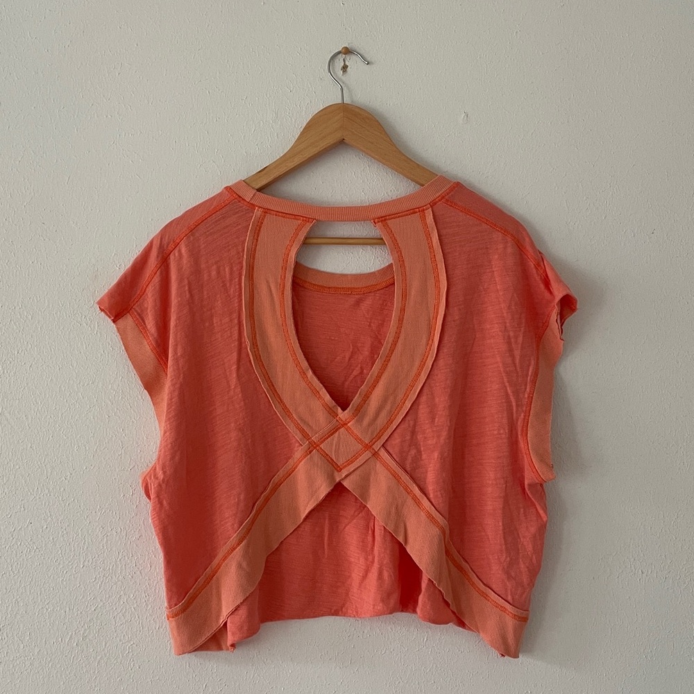 Washed Look Top Scoop T-shirt Keyhole Back